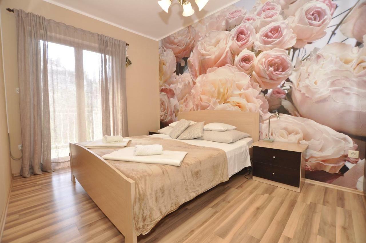 Apartment Toya Слатине Экстерьер фото